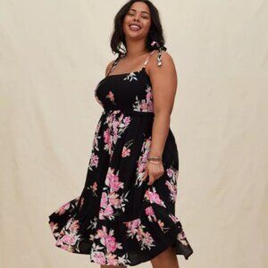 Torrid Midi Challis Smocked Dress Size 2 Black Floral